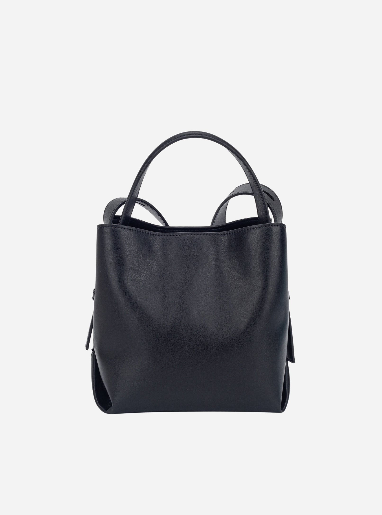 Nous Sommes Labels Hvisk black handbag with shoulder straps Molly