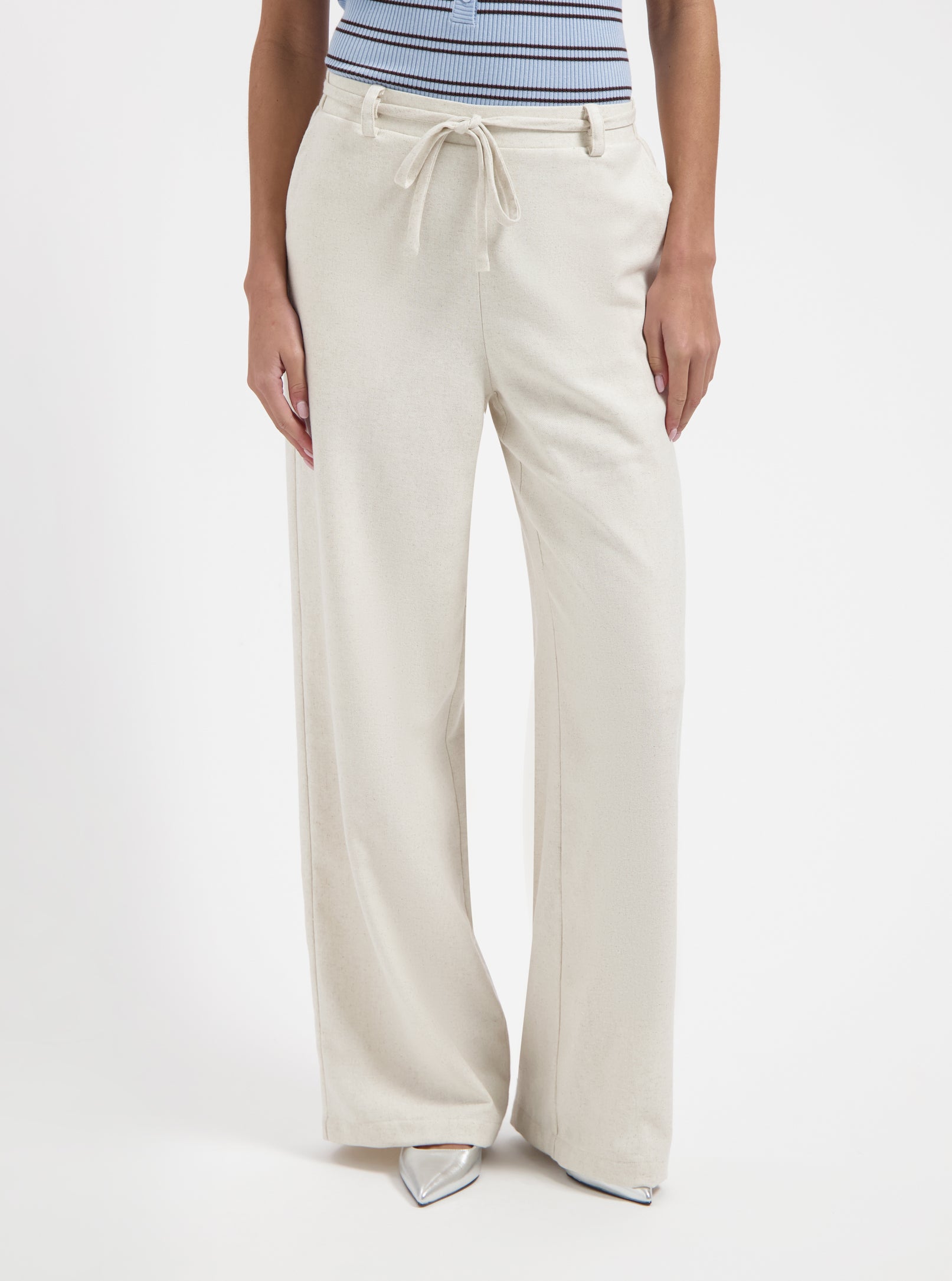 White wide-leg pants by Nous Sommes Labels