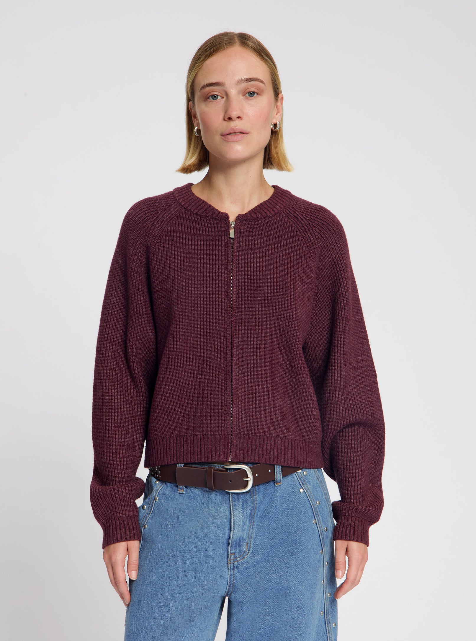 Model wearing the Lara Cardigan in Burgundy - NOUS SOMMES LABELS
