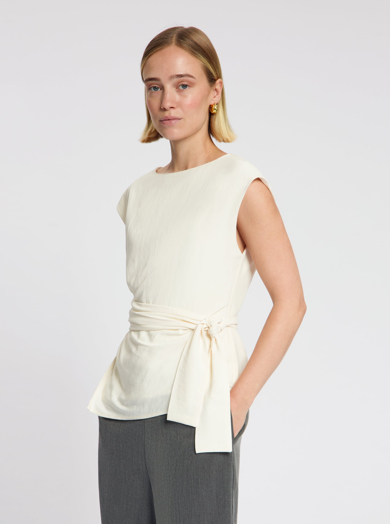 Model wearing the Maddie Tie Top in Off white - NOUS SOMMES LABELS
