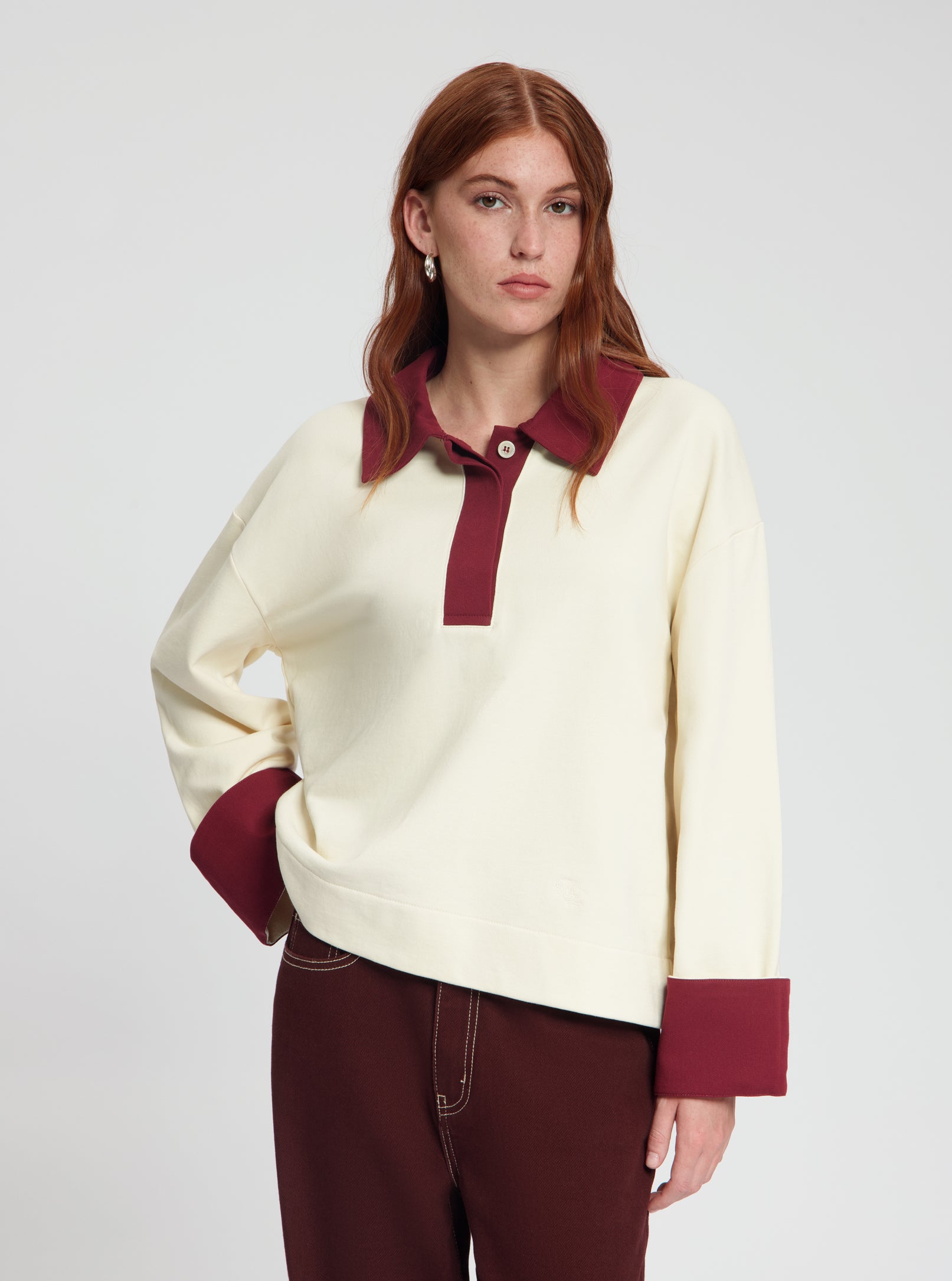 Model wearing Lucillia Polo Sweat off white - NOUS SOMMES LABELS