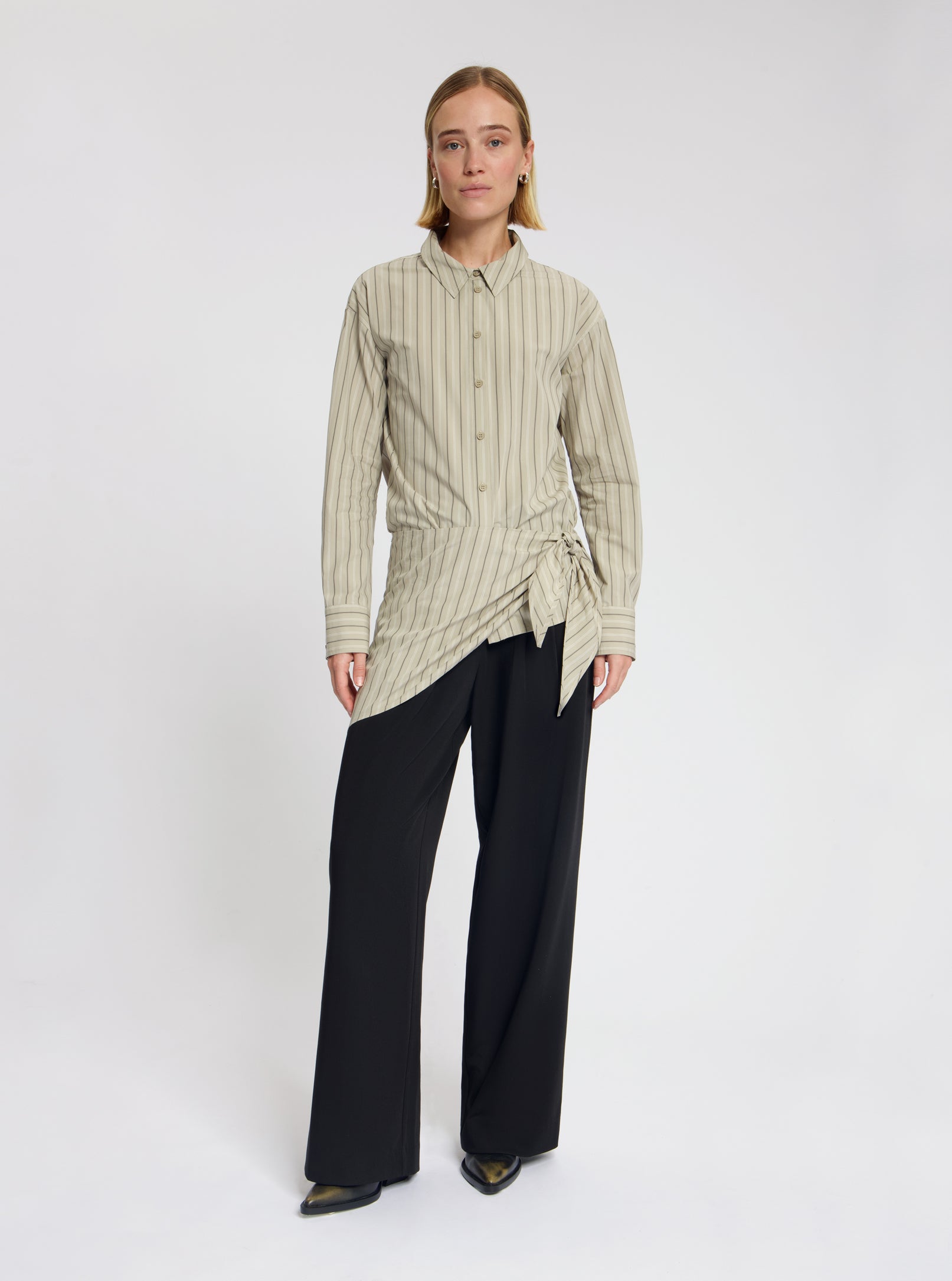 Model wearing the Grace Blouse in Beige Stripe - NOUS SOMMES LABELS